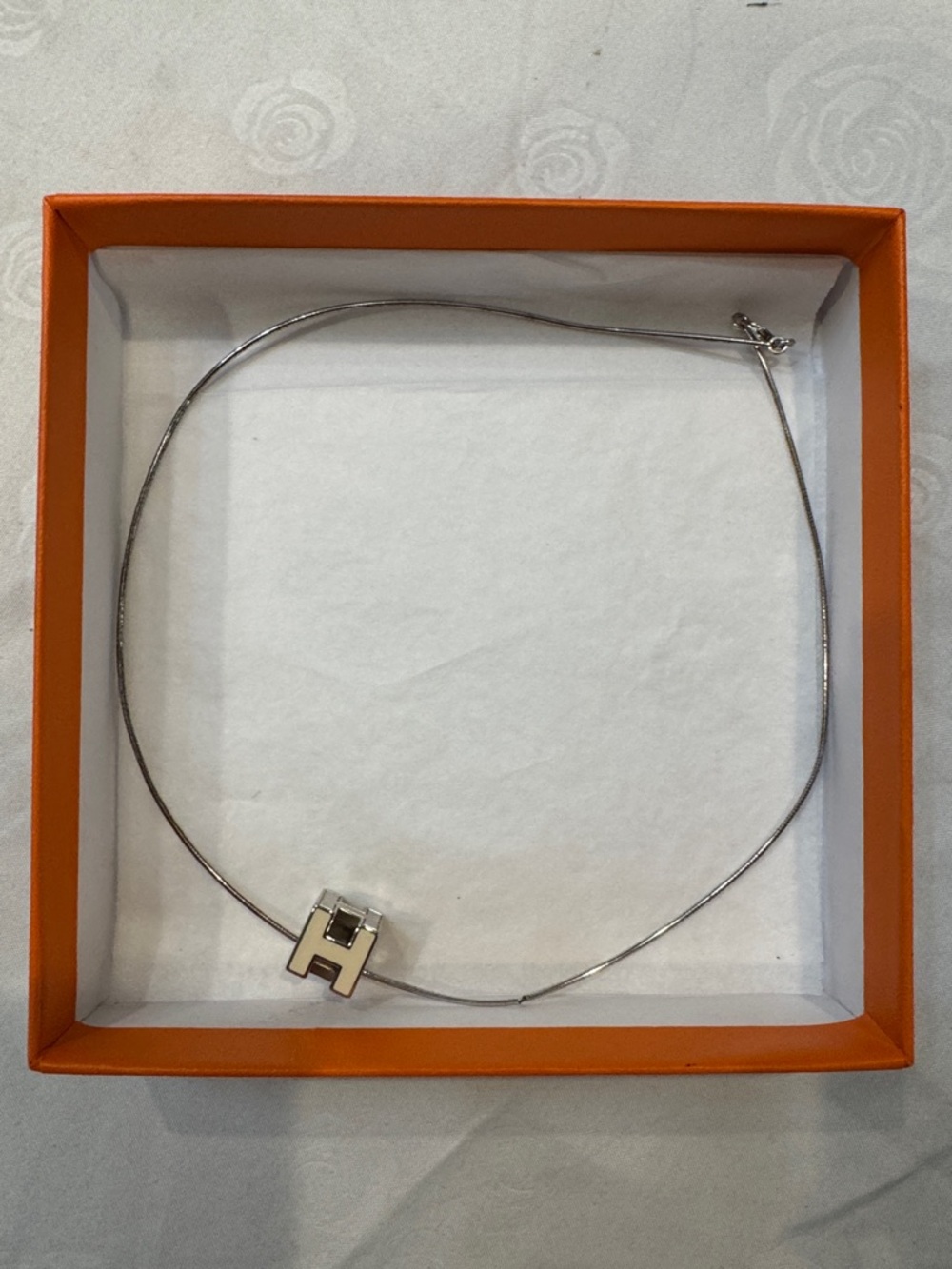 Authentic Hermes Silver Cube ‘H' Pendant Necklace - Picture 2 of 8